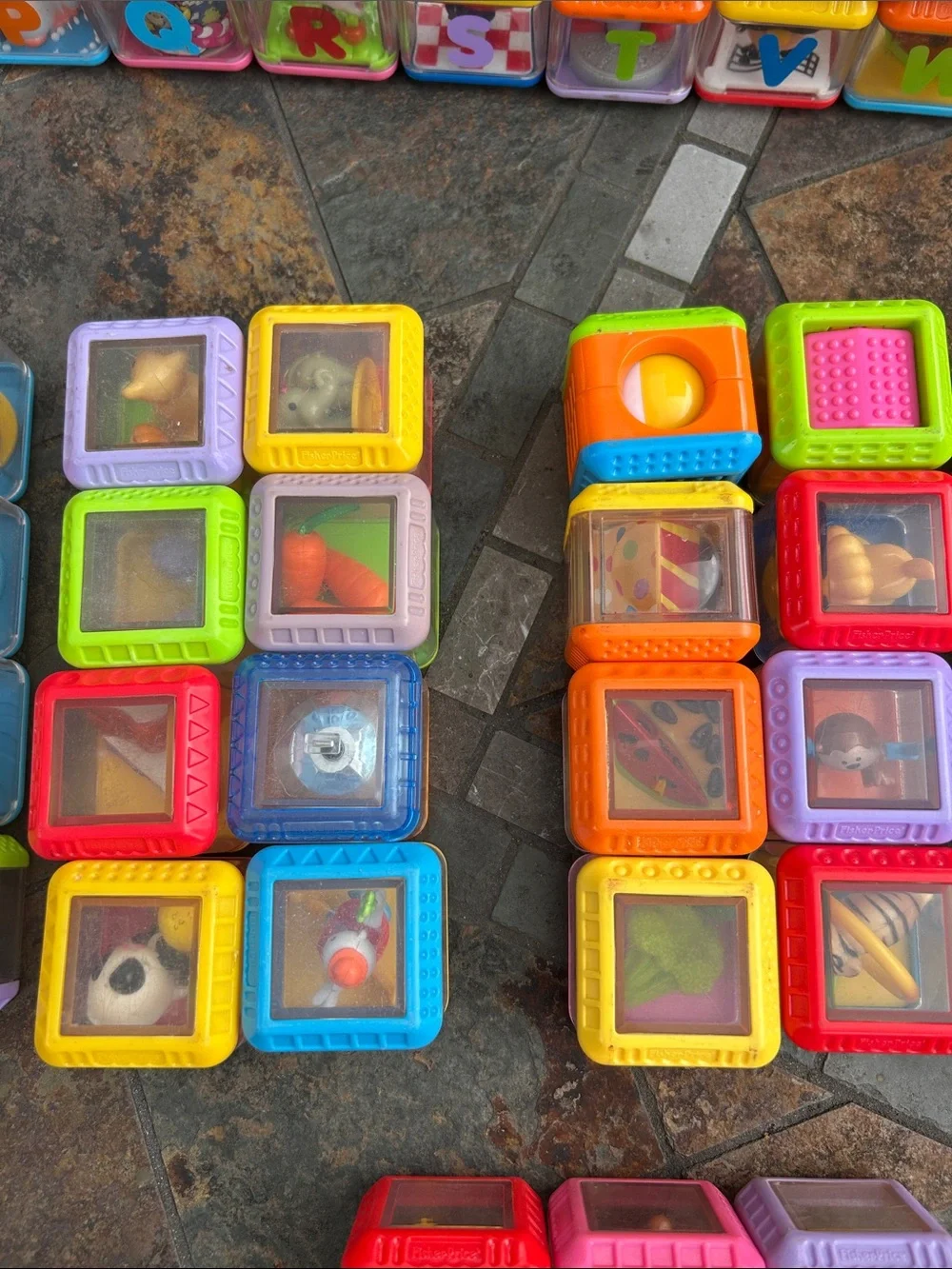 Vintage Fisher Price Peek A Boo Colorful Alphabet and Sensory Toy Blocks Lot‎ 84